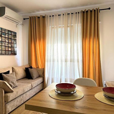 Apartment In The Heart Of Old Bazaar, Tirana - Hana Apartments Exterior photo